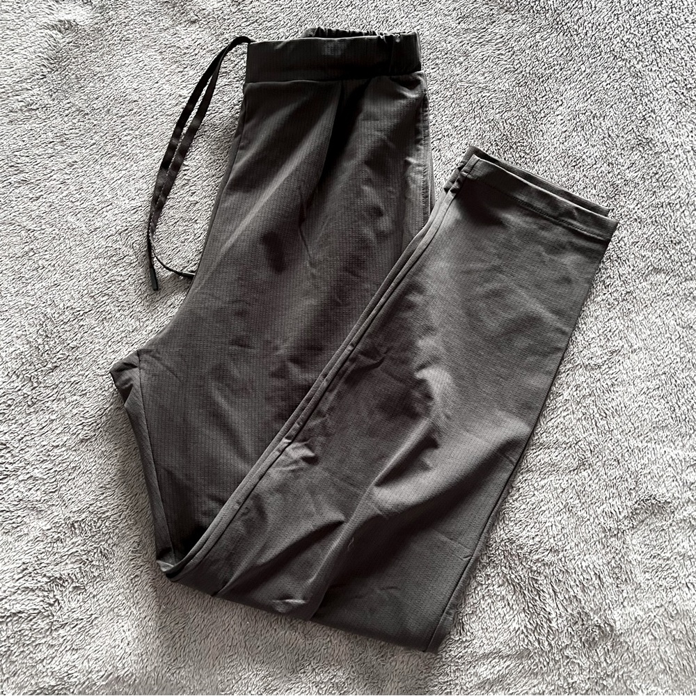 Uniqlo Pants 🤍